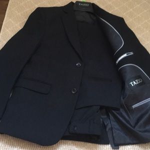 Boys complete Tuxedo Suit with Shirt and tie